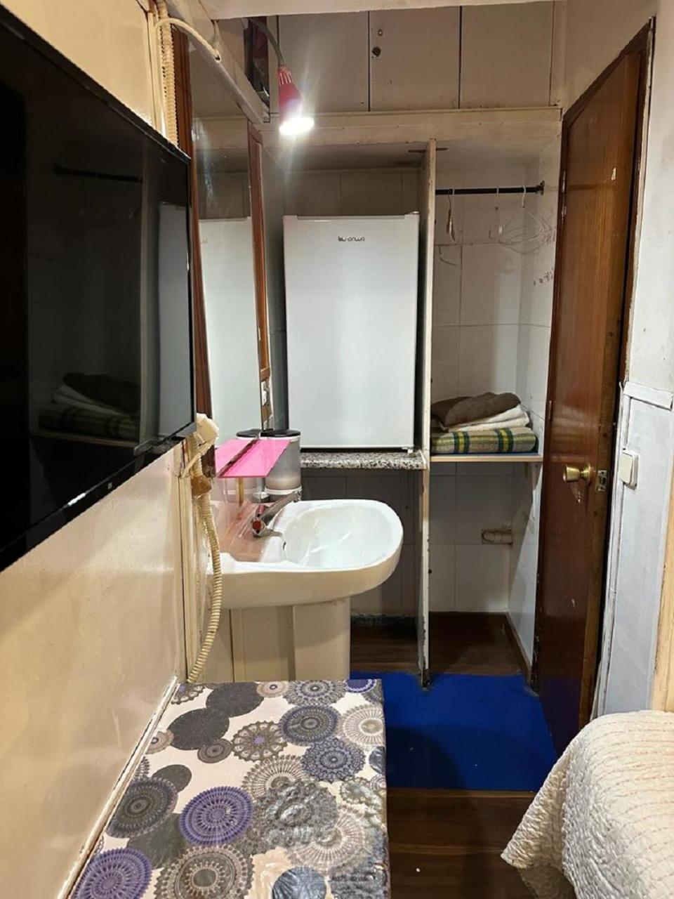 Hostal Daniel 마드리드 외부 사진